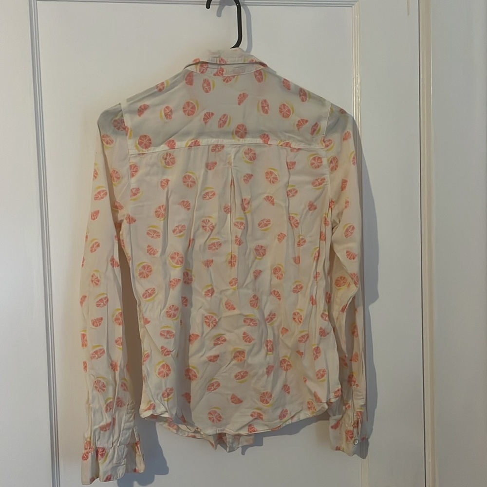 Maurice’s Grapefruit patterned white button up shirt - Picture 3 of 4